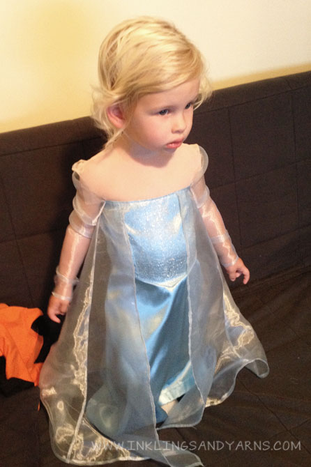 Elsa Dress Attaching Sleeves